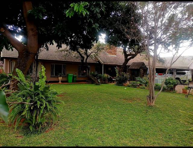 5 BEDROOM HOUSE FOR SALE IN KAMEELDORINGPARK